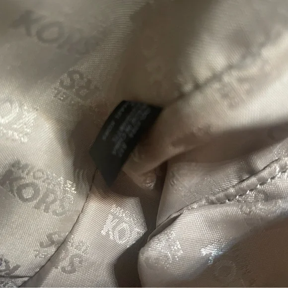 Authentic Michael Kors Purse!!! #041NCOA  Hamilton tote bag. - Picture 7 of 11